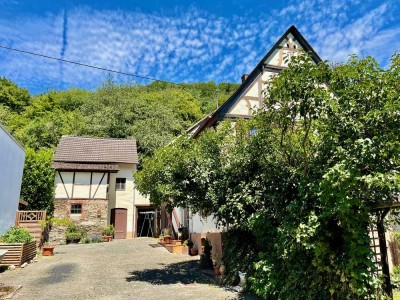 Liebenswertes, verträumtes Einfamilienhaus  mit historischen Nebengebäuden in Dienethal bei Nassau