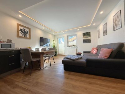 Ideal für Anleger oder als Starterwohnung - Renovierte 2-Zimmer Wohnung am Dorfplatz
