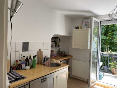 2-Zimmer Wohnung mit Balkon in Köln-Sülz, befristet auf zwei Jahre bis Juli 2028