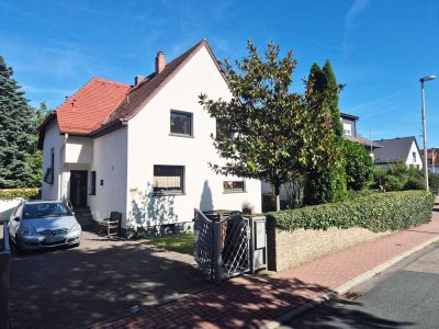 Einfamilienhaus mit Traumgrundstück, 200 m² Wfl., 969 m² Grund