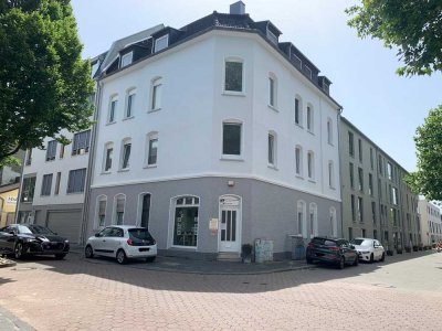 2-Zimmer-Altbauwohnung in zentraler Lage