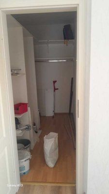 Exklusive 2-Zimmer-Wohnung mit Balkon und EBK in Oberursel