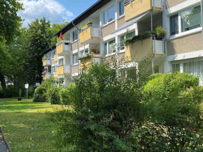 Bequeme EG-Wohnung mit Loggia ! Provisionsfrei !