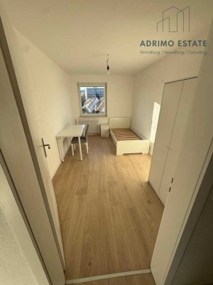 Möbliertes WG-Zimmer in einer renovierten 4-Zimmer-Wohnung!