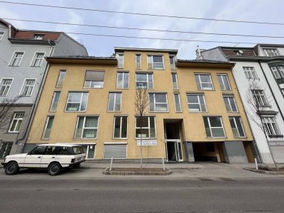 Super geschnittene 2-Zimmer-Wohnung inkl. Terrasse und Garten!