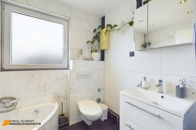 Moderne Wohnkultur: Eigentumswohnung mit 3 Zimmern in Reichshof-Hunsheim