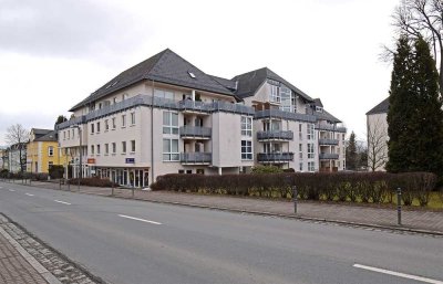 *Wohntraum mit Fernblick auf die Bergstadt - 2-ZKB-Wohnung in Zwönitz*