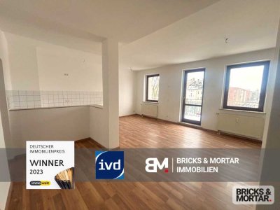 Stilvoll wohnen: Renovierte 2-Zimmer-Wohnung mit Balkon