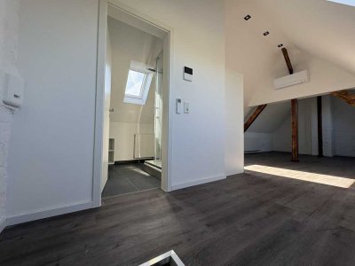 WG geeignete 4 Zimmer Maisonette-Wohnung nach Kernsanierung in Köln Sülz
