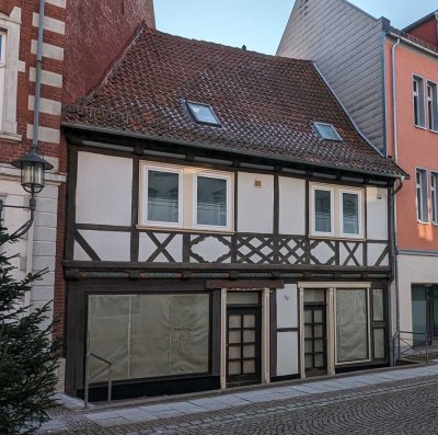 Teil-Sanierungsbedürftiges Reihenmittelhaus in Fachwerkbauweise in Duderstadt