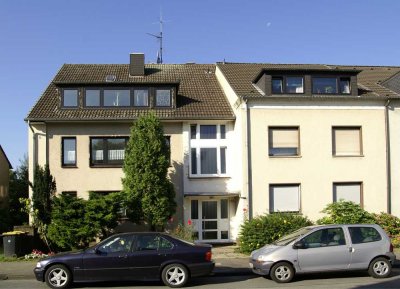 Attraktive 3-Zimmer-Dachgeschoss-Wohnung im Duisburger Süden