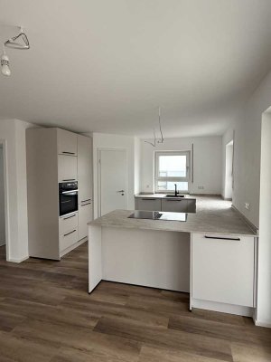 4,5-Zimmer Wohnung im EG in Zweifamilienhaus mit Terrasse und Garten