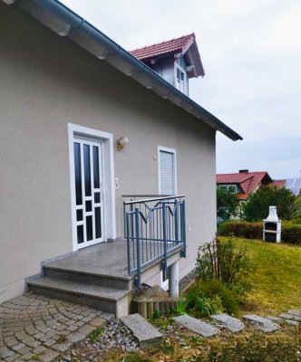Ansprechende 2,5-Zimmer-Souterrain-Wohnung in Michelsneukirchen