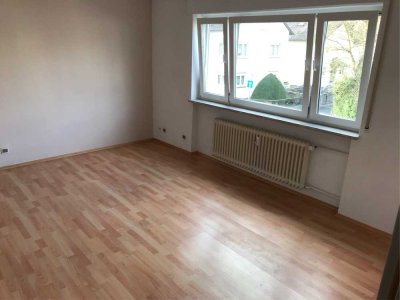 Helle 1,5-Zimmer-Wohnung in Offenbach/M.-Bieber