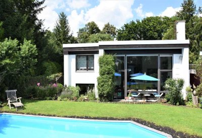 Architektonisch interessanter Bungalow für Kapitalanleger
