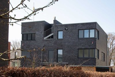 Luxusdoppelhaushälfte Stadtwerder 200qm Bulthaupküche Alarm Parkett Garage Garten Erdwärme Roboter