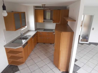 Rundum sorglos und all-inclusive 3-Zimmerwohnung mit Einbauküche