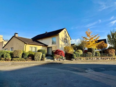 BESTLAGE: FAMILIENDOMIZIL AN DER BERLINER ALLEE !!!