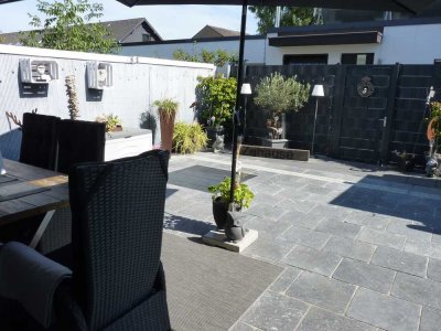 Kleinenbroich! 3 Zimmer 120m² + 40m² Hobbyr.+ 70m² Sonnterrasse ! Alternative zum Einfamilienhaus
