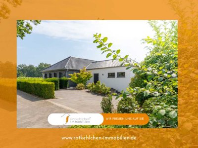 Unikat: Hochmoderner Bungalow in Feldrandlage