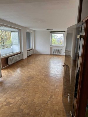 Großzügige 4,5-Zimmer-Wohnung in zentraler Lage von Bottrop – provisionsfrei von privat