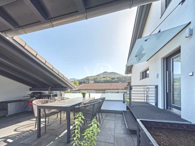 Bergblick, Seenähe, ruhige Lage, große Dachterrasse - lichtdurchflutete Maisonettewohnung