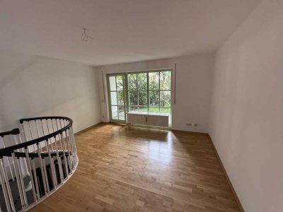 Hübsche 2. Zimmer Wohnung mit Hobbyraum und Terrasse