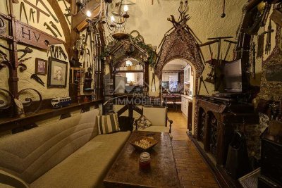 Einzigartige historische Doppelhaushälfte in der Linzer Altstadt – Ein Unikat mit besonderem Charme