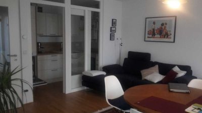 Neuwertige 2-Zimmer-Wohnung mit Balkon und EBK in Straubing (teilmöbliert)