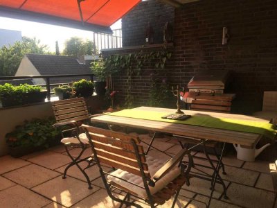 100 m² Penthouse-Wohnung in MG-Zentrum am Adenauerplatz (Nähe Minto)