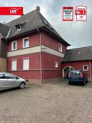 Einfamilienhaus mit Einliegerwohnung und großzügigem Garten in Marl