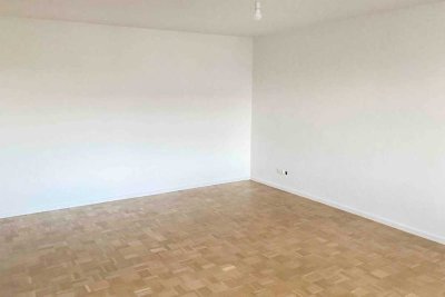 Modern ausgestattete 4-Zimmer-Wohnung mit Südbalkon und Weitblick