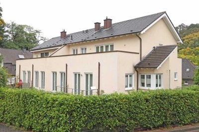 Exklusive Penthouse- Maisonettewohnung mit eigenem Eingang und viel Potenzial
