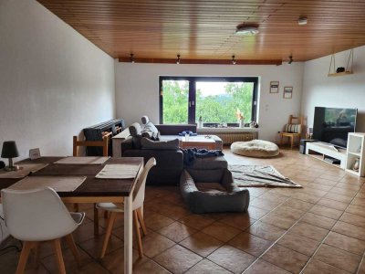 Helle ebenerdige Wohnung in Dautphetal-Herzhausen