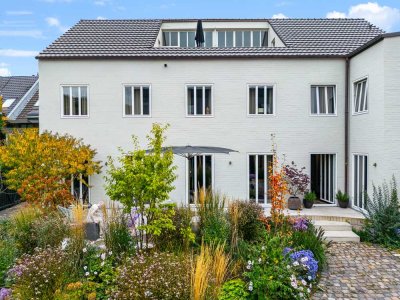 Edel saniertes Stadthaus im Kreuzberghof! Refugium im Herzen von Kaiserswerth!