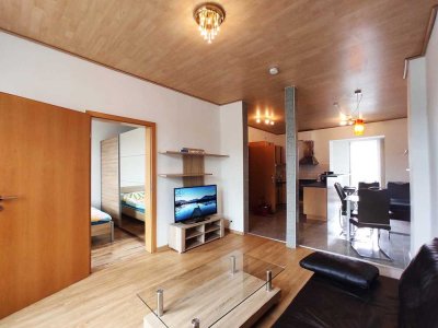 Möblierte  Wohnung, Stadtzentral - 2,5 Zi  Balkon, auf Wunsch TG