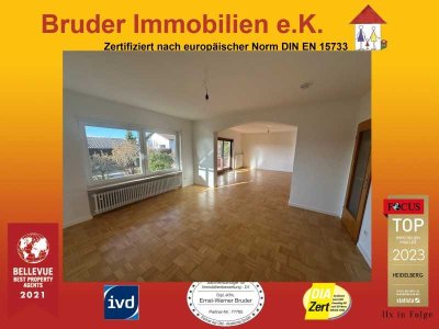 Leimen: 3 ZKB hoch am Hang, Terrasse u. Garage, renoviert