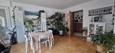 Stilvolle 3,5-Raum-Wohnung mit Balkon und EBK in Stuttgart