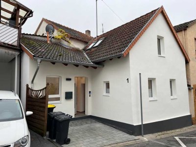 Wohnung (kleines Haus) mit 2ZKB neu renoviert - Klein aber fein (56qm)
