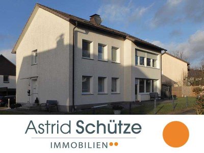 Borgholzhausen: gepflegtes Ein-Zweifamilienhaus mit vielen Extras