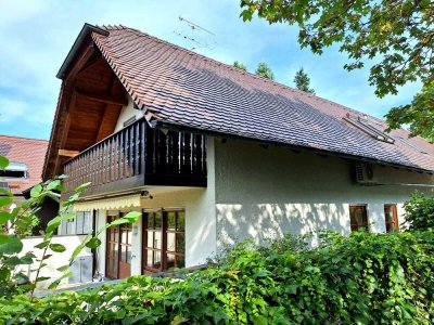 Gepflegte Doppelhaushälfte mit Einliegerwohnung oder als Zweigenerationenhaus