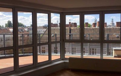 Penthouse mit 2 Zimmern in Berlin-Friedrichshain