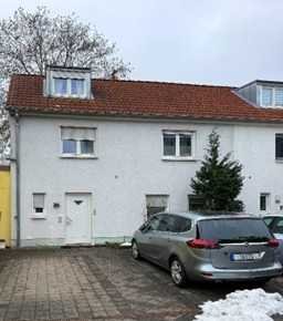 Gelegenheit! DHH m. Garten in zentraler Lage von Nürnberg-Eibach