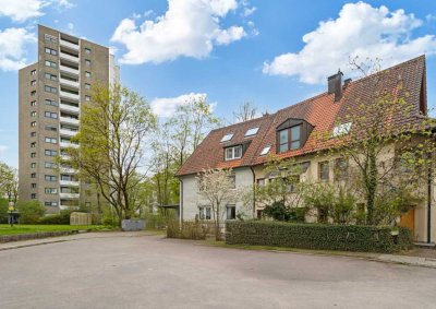 Provisionsfrei: Kernsanierte 3-Zimmer-Whg im 8. OG mit Balkon & Alpenblick in München-Obersendling