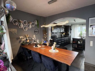 Einziehen & Wohlfühlen: Modernes Einfamilienhaus in Toplage von Lürrip