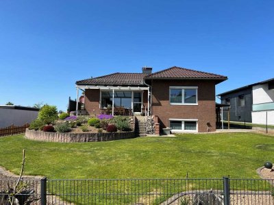 Modernisierter 4-Zimmer-Bungalow mit EBK in Wolfenbüttel