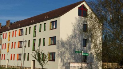 4 Raumwohnung, mit Schafen und Hühnern in der Nachbarschaft, Kinderparadies