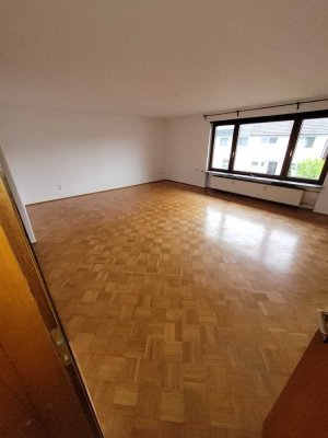 Top Obergeschosswohnung in gepflegtem Dreiparteienhaus in Speyer