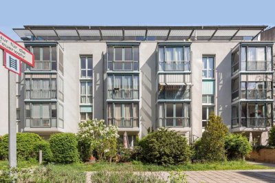 Geräumige, umfassend sanierte 2-Zimmer-Wohnung mit offener Einbauküche in Dresden-Neustadt