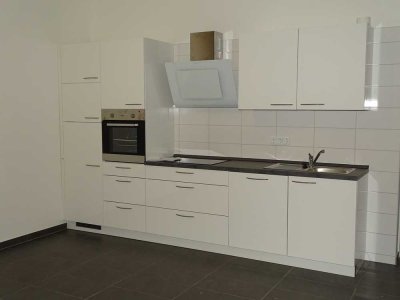 barrierefreie, modernisierte 2-Raum-Erdgeschosswohnung mit schöner Dachterrasse in Solingen